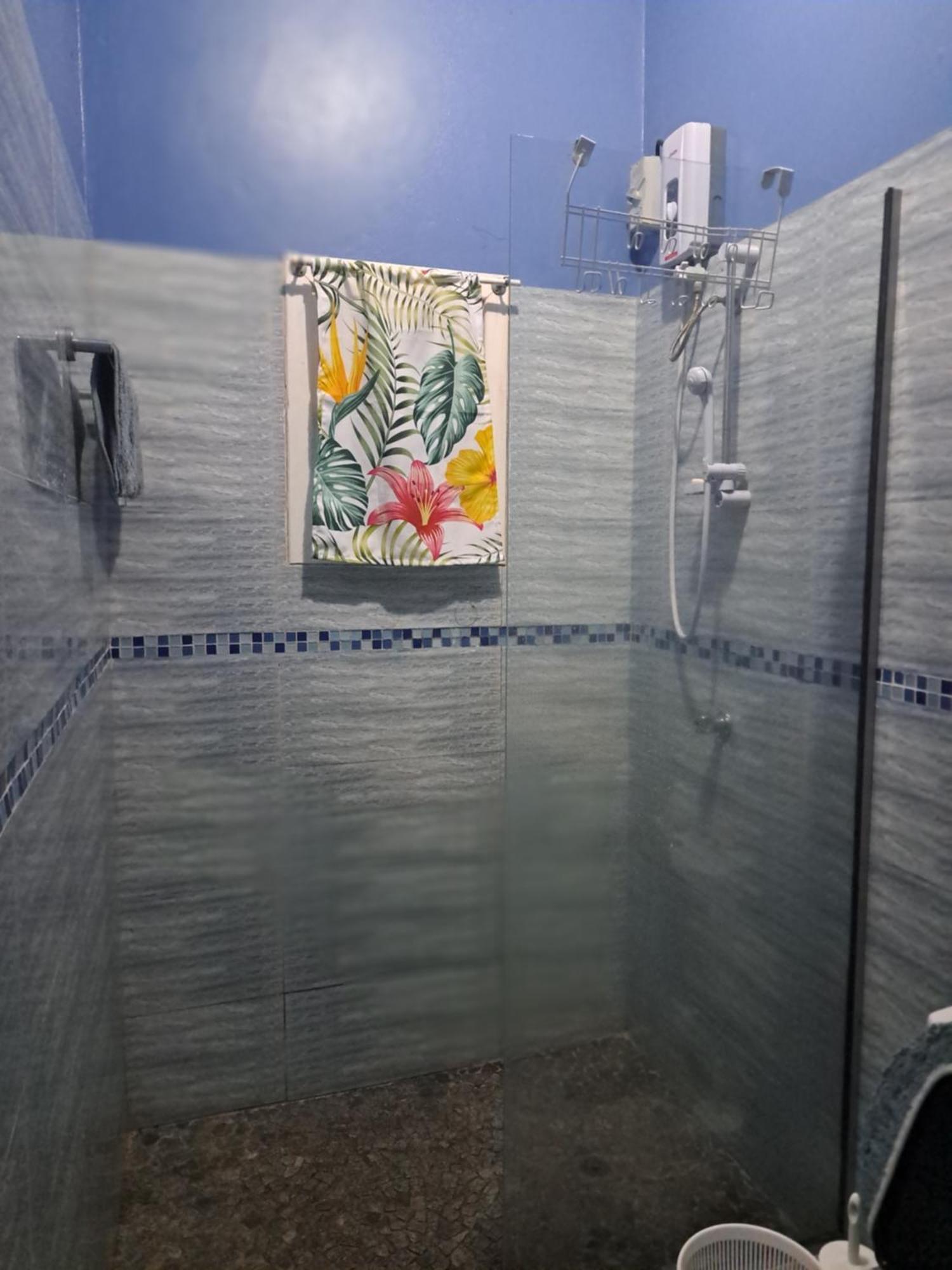 Tropical Almond Haven Bed & Breakfast Suva Ngoại thất bức ảnh