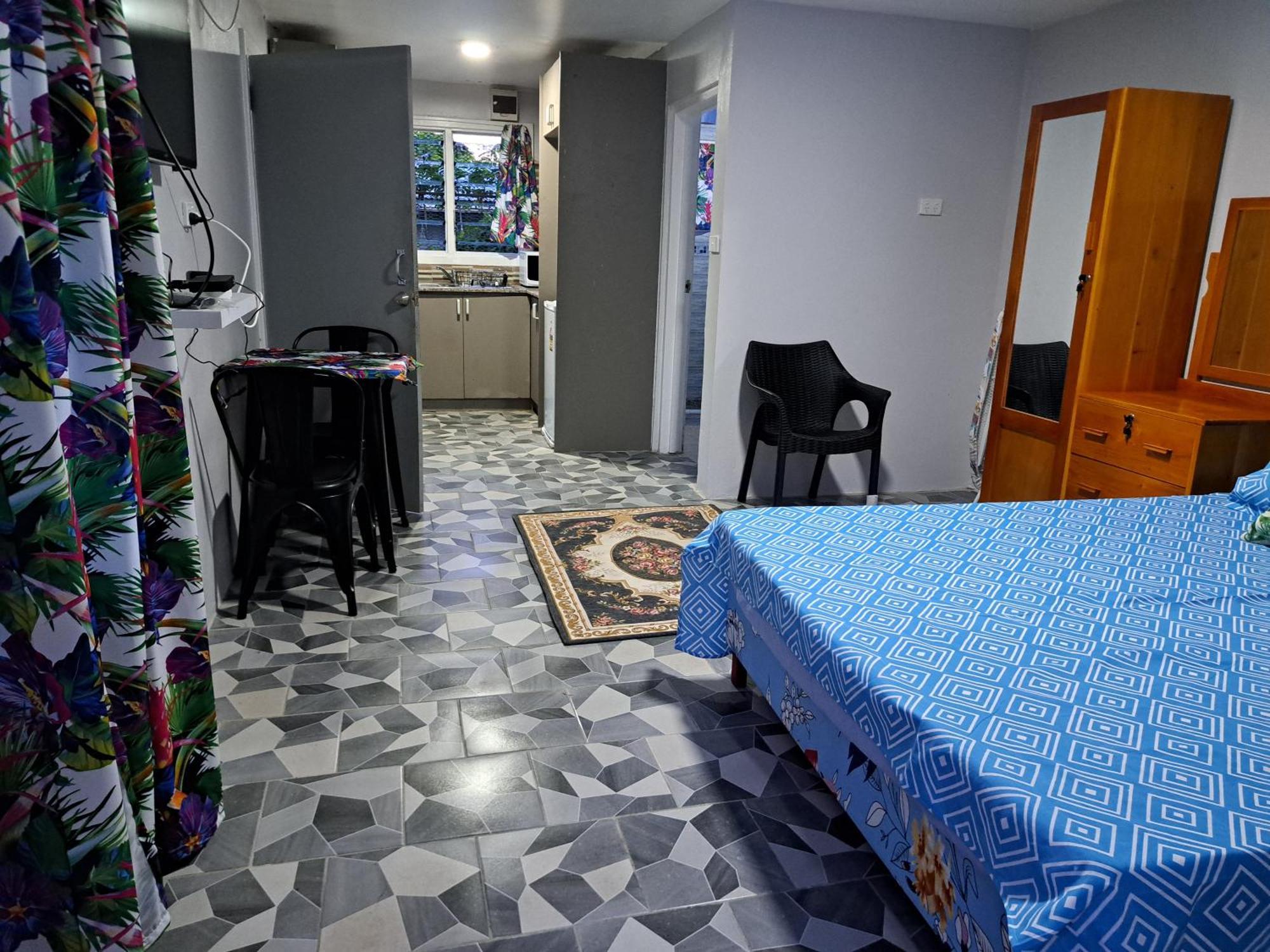 Tropical Almond Haven Bed & Breakfast Suva Ngoại thất bức ảnh